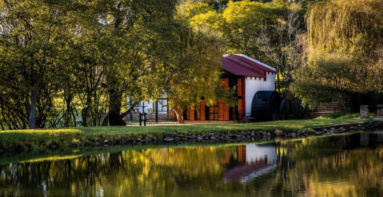 Valley Of The Rainbow Fly Fishing Estate Dullstroom Bagian luar foto